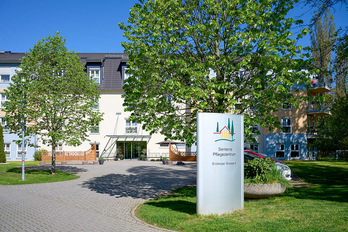 Zufahrt Senterra Pflegezentrum Chemnitz