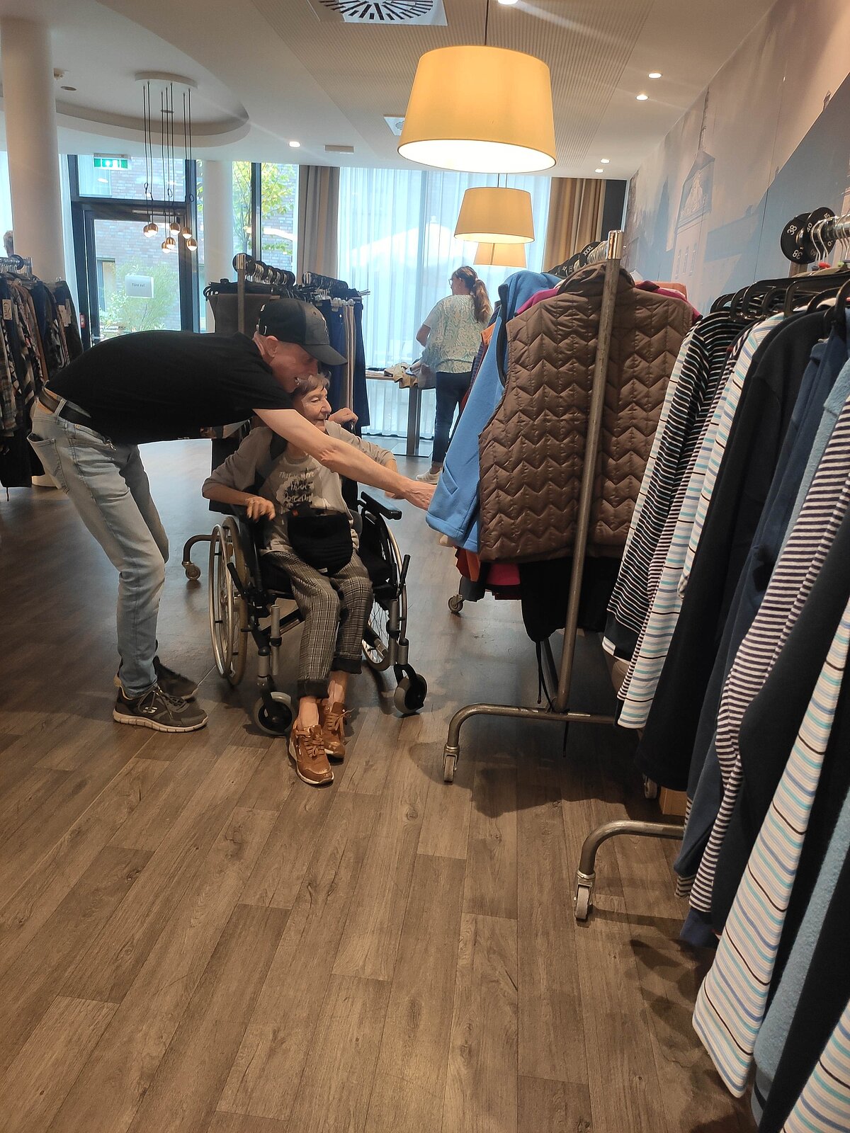 Kleiderverkauf Herbst 2025 Ralf 