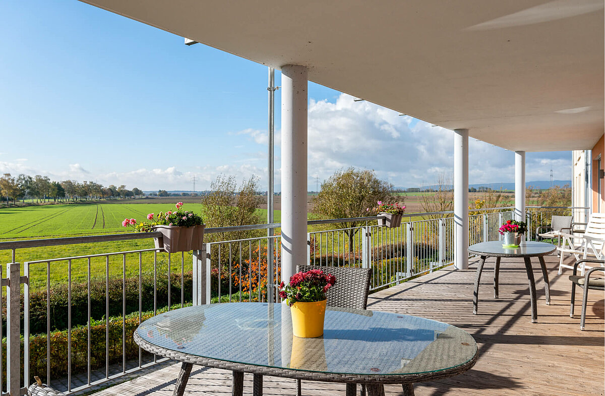 Balkon mit Aussicht ins Grüne von Niddatal