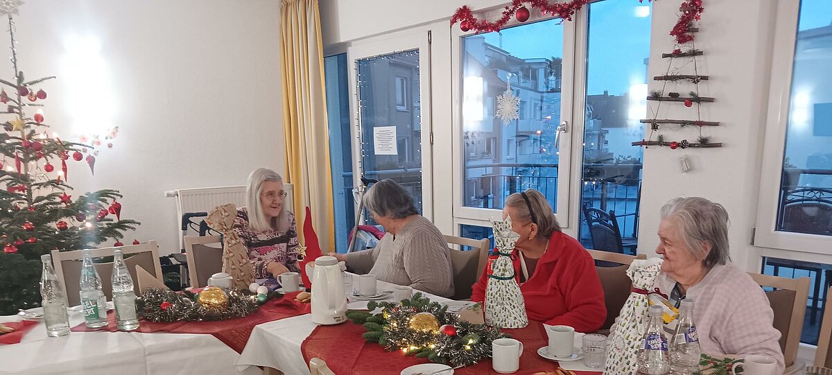 Weihnachtsfeiern auf den Wohnbereichen