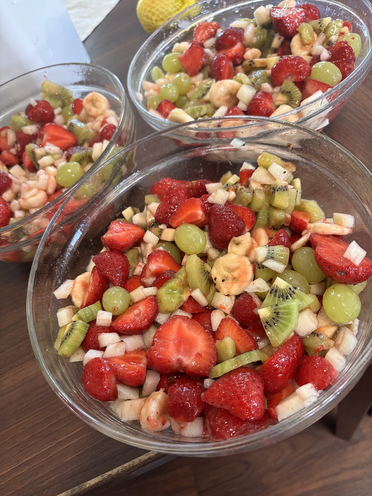 Obstsalate für die Bewohner