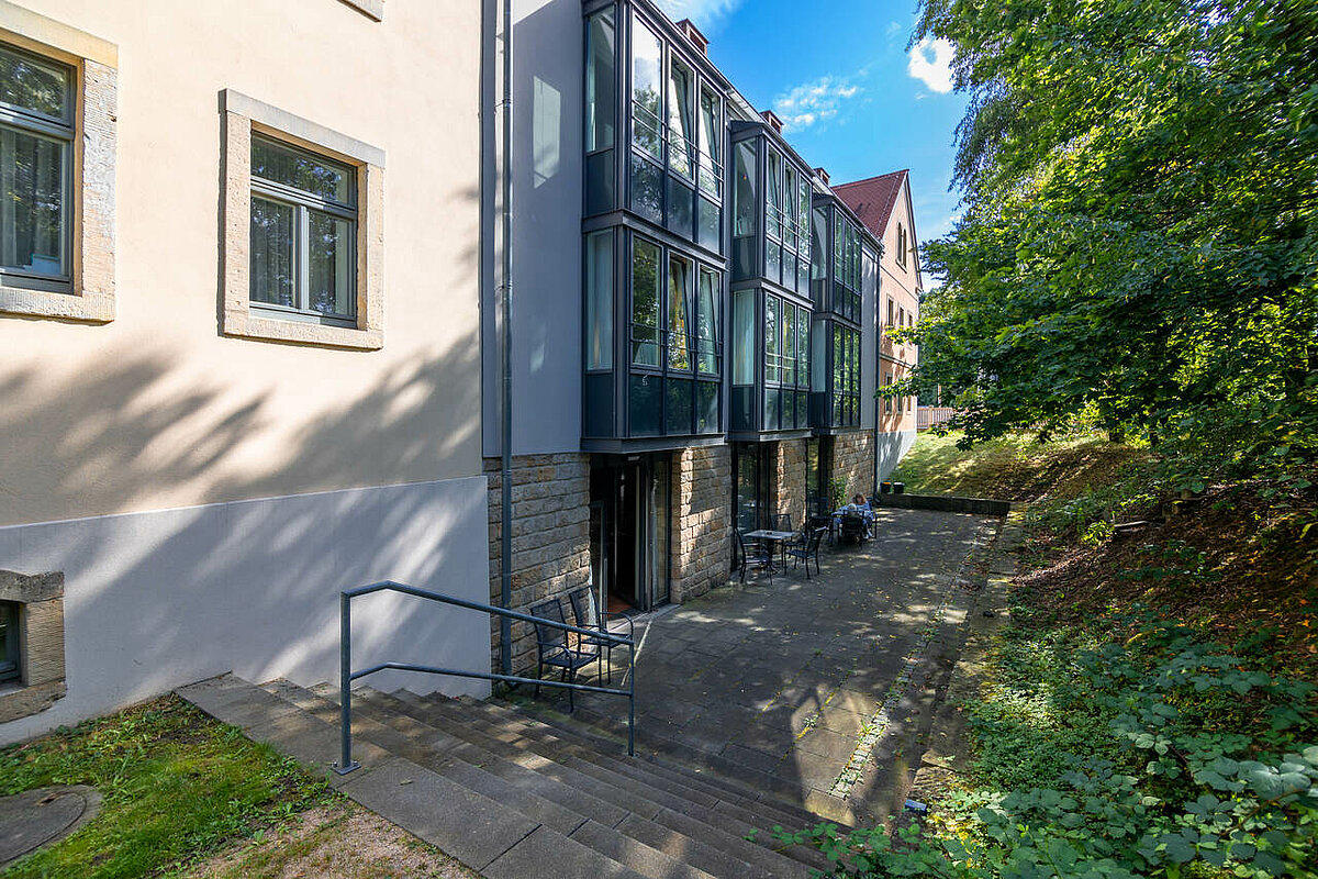 Terrasse im Schatten