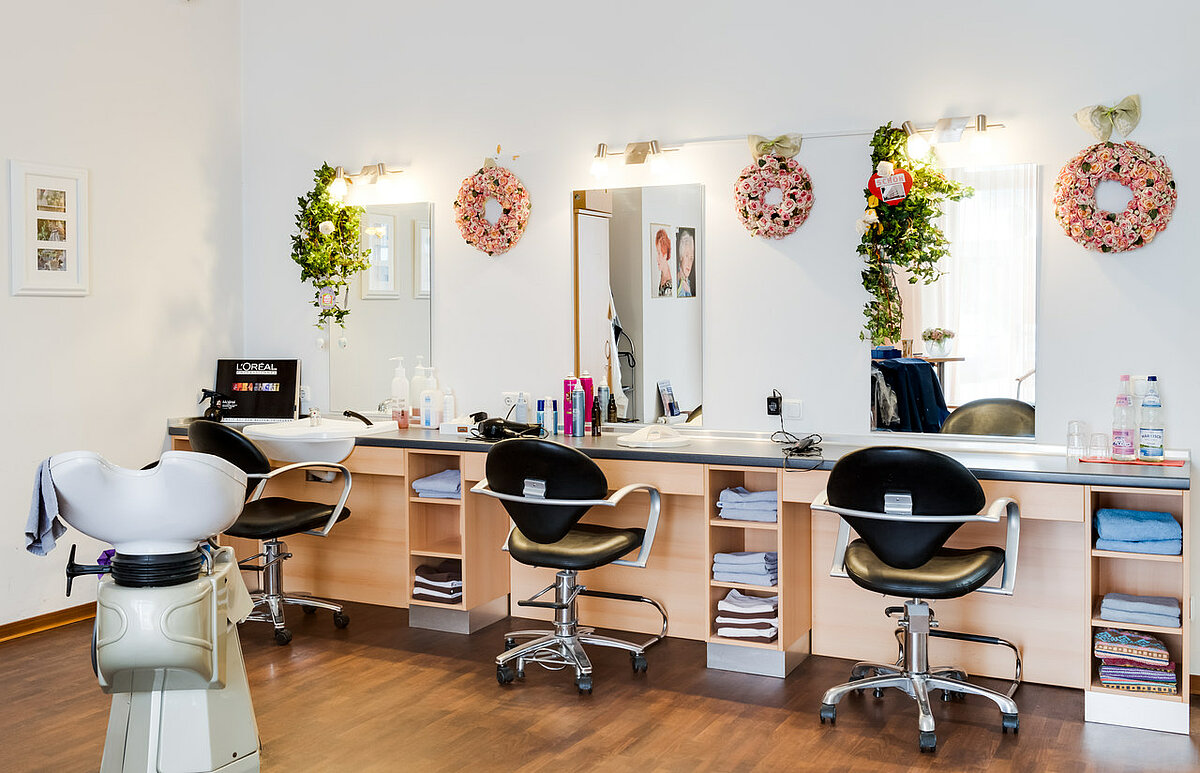 Friseursalon im Pflegeheim Berlin Schieritzstraße