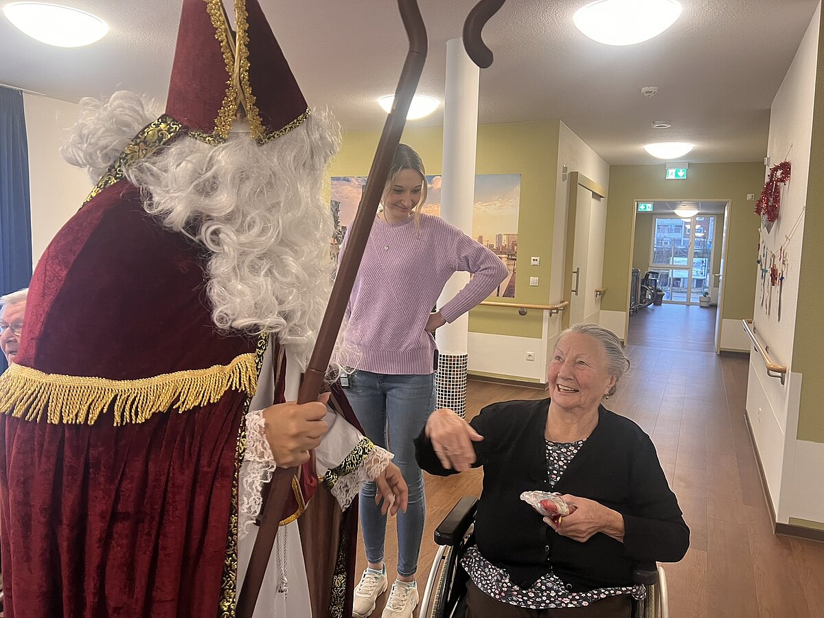 Gelächter beim Nikolaus