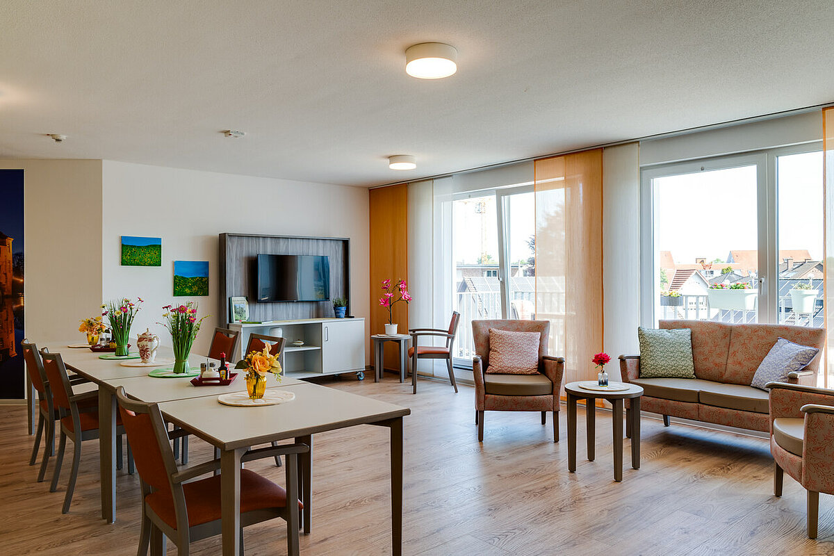 Gemeinschaftsraum mit TV und Sitzecke