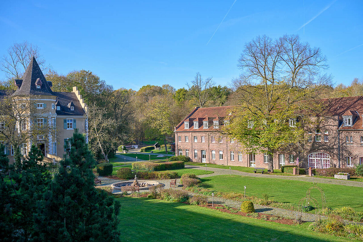 Außenanlage Alloheim Senioren-Residenz "Schloss Westhusen"