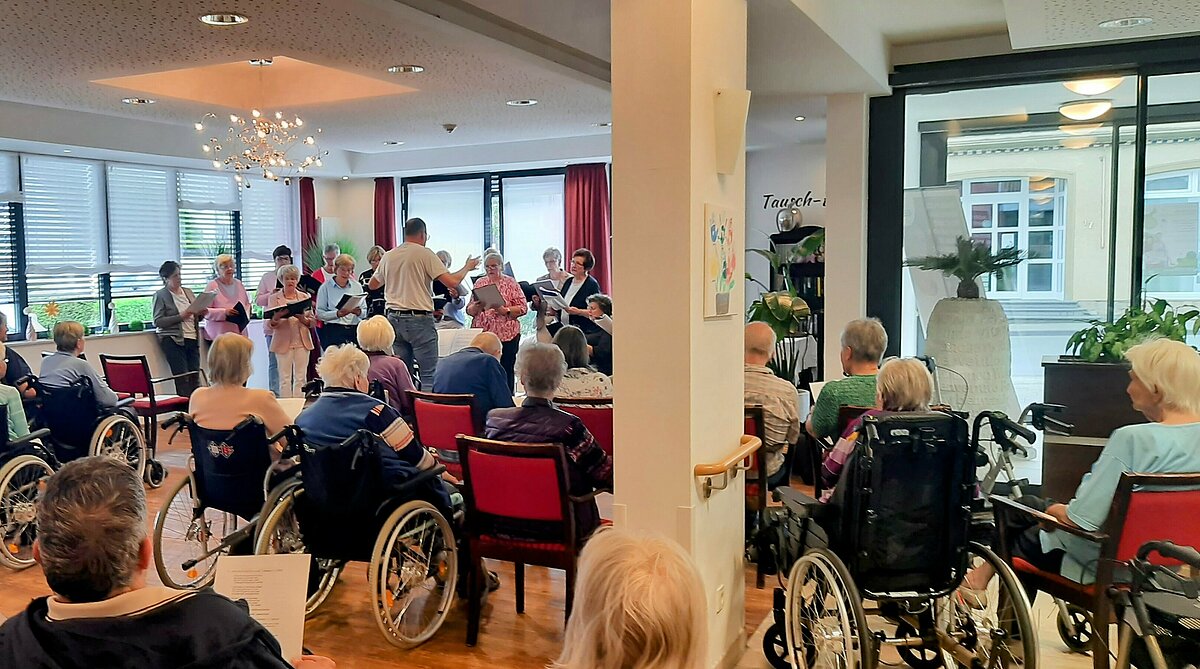 Frühlingssingen mit dem Chor Cäcilia Nova aus Sundern