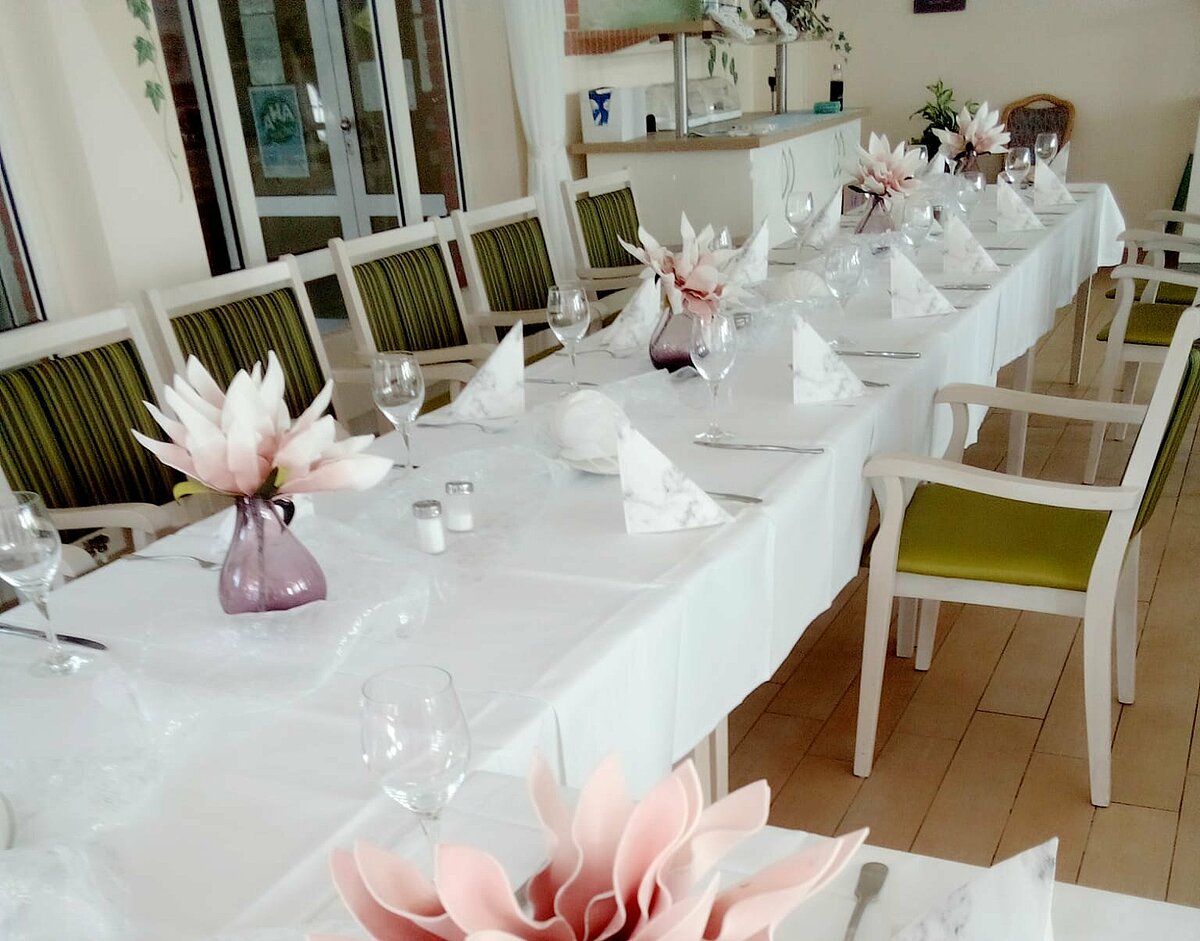 White Dinner