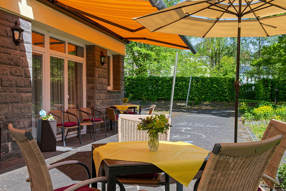 Terrasse der Alloheim Senioren-Residenz "Haus am See"