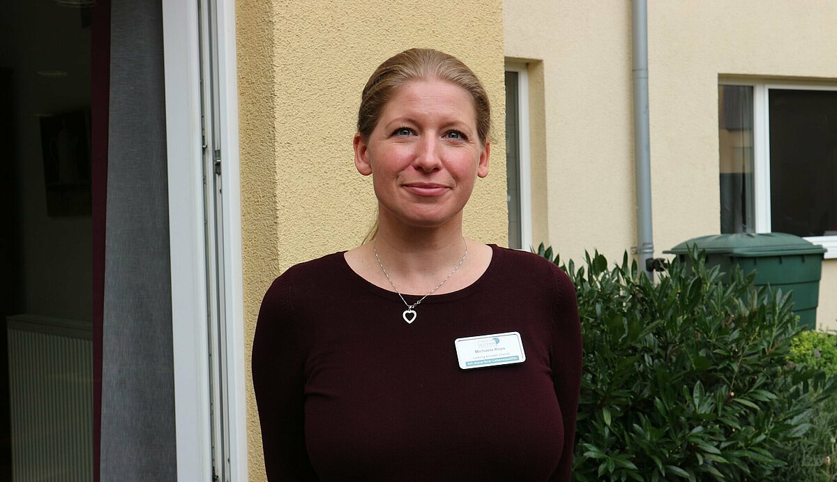 Portrait von Michaela Kops, Leiterin des Sozialen Diensts im "Haus im Stadtpark" in Schwerte