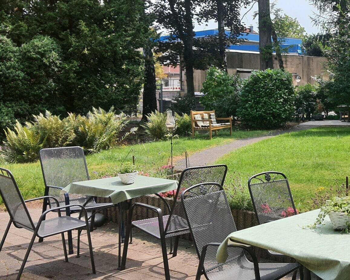 Terasse des Seniorenheims in Bottrop "Am Ehrenpark"