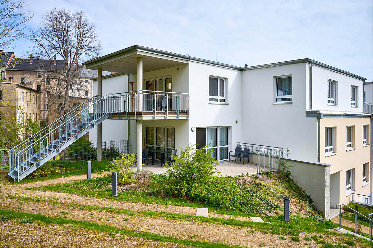 Terrassen vor der Senioren-Residenz "An der Schillerhöhe" in Waldheim