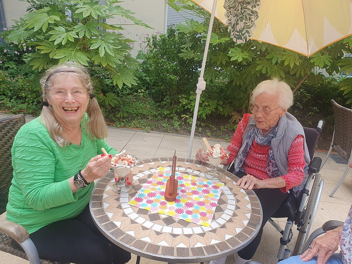 Eisdiele im Atrium