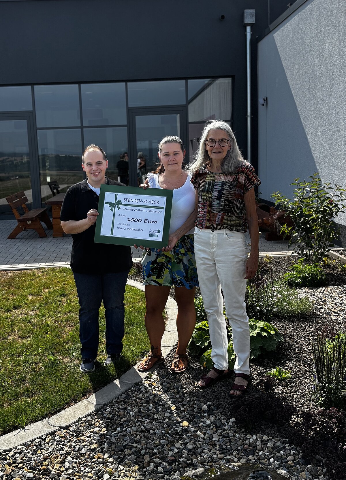 Spenden Übergabe Hospiz