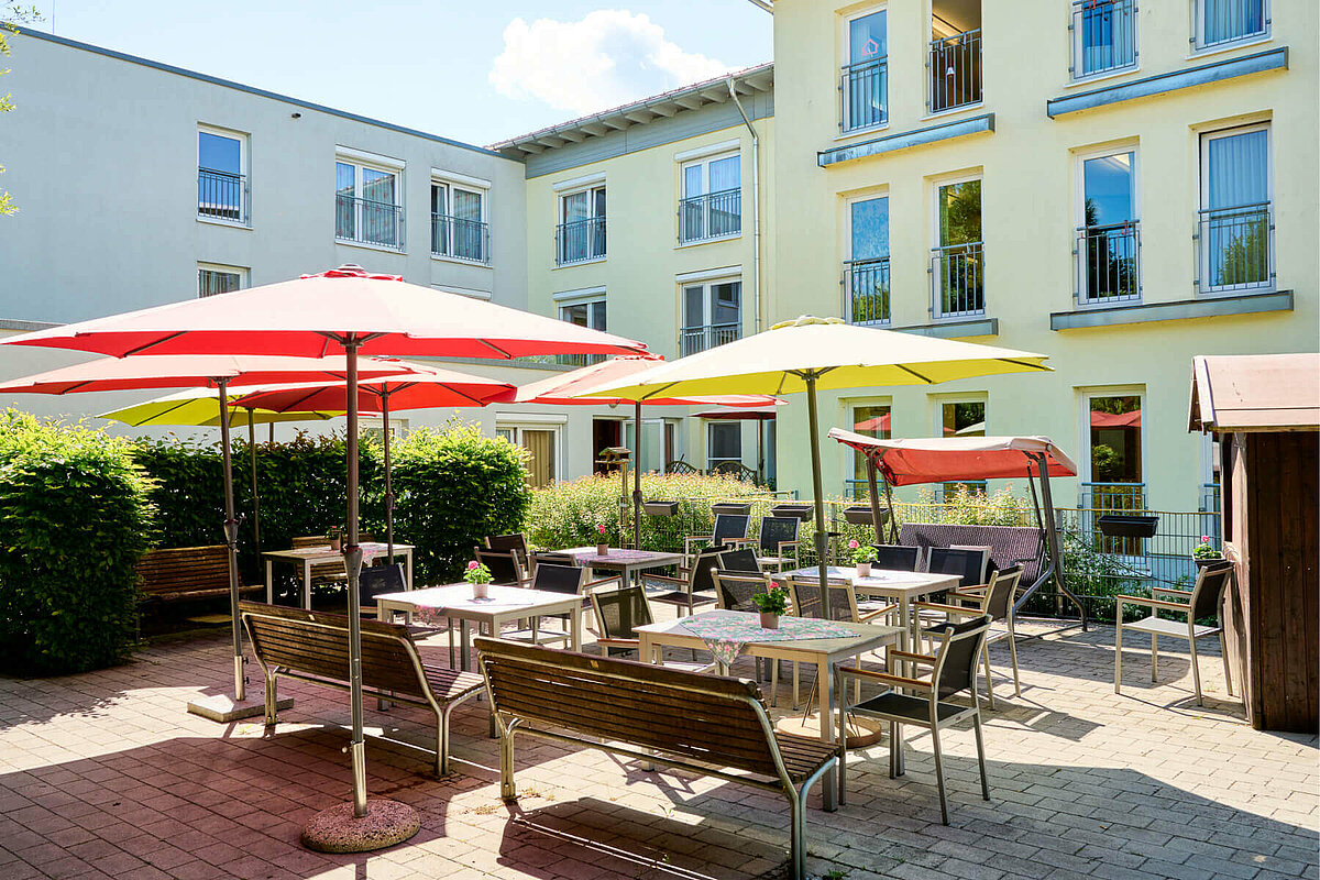 Terrasse der Alloheim Senioren-Residenz Markt Indersdorf