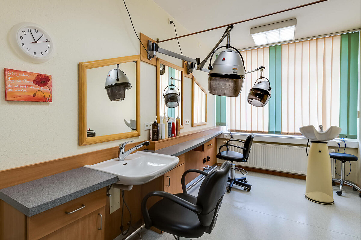 Friseur in der Senioren-Residenz "Bockum" in Hamm