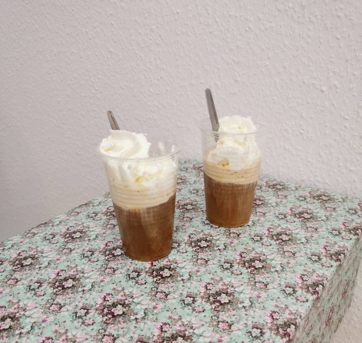 Eiskaffee für die Bewohner des Seniorenzentrums AGO Rosbach
