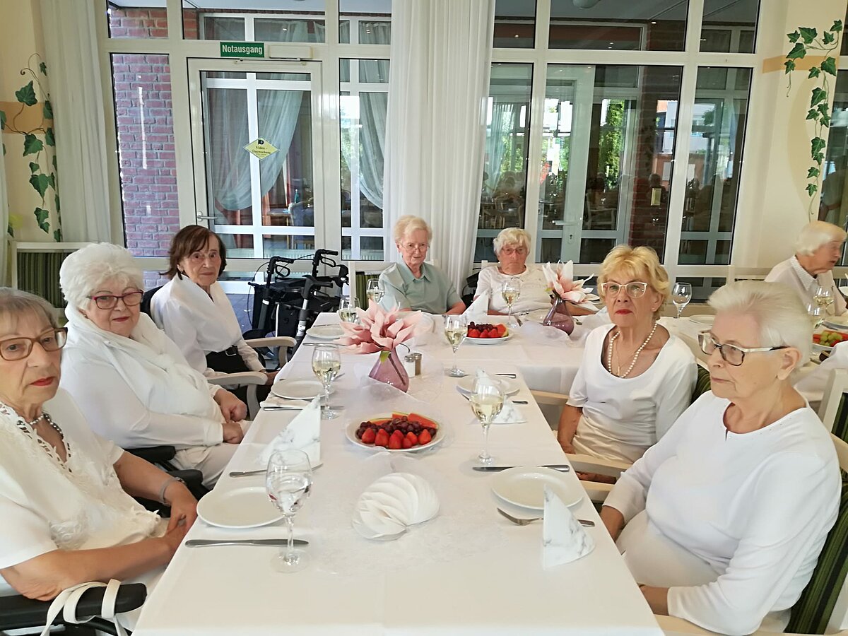 White Dinner