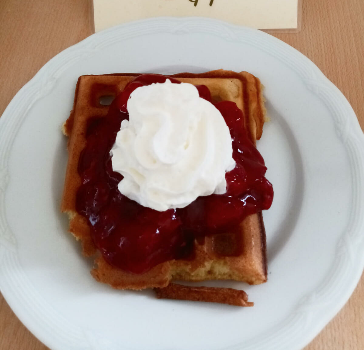 Waffelbacken im Seniorenzentrum Im Kaiserviertel in Dortmund