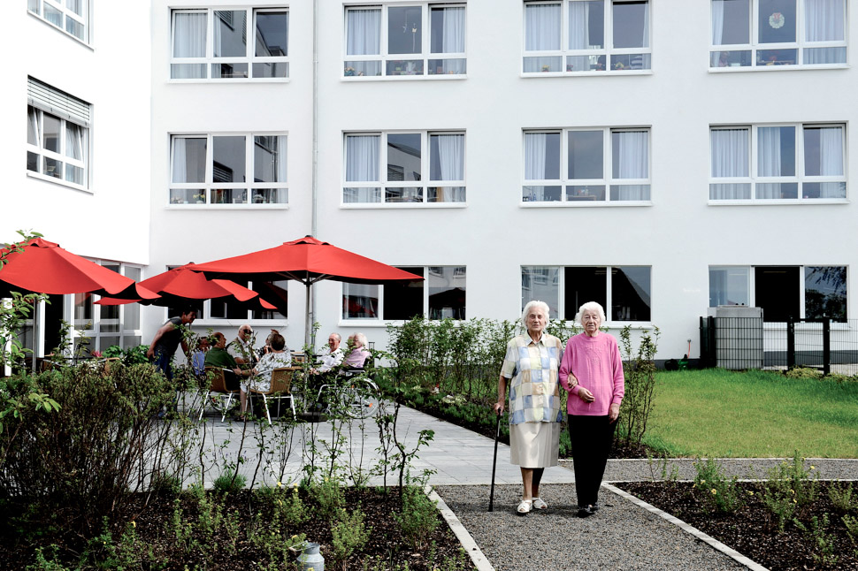 Garten des Pflegeheims "AGO Herkenrath" in Bergisch Gladbach