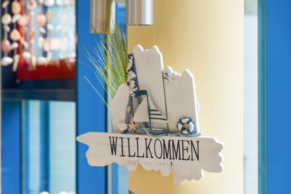 Willkommen-Schild imPflegeheim Kurt-Exner-Haus in Berlin