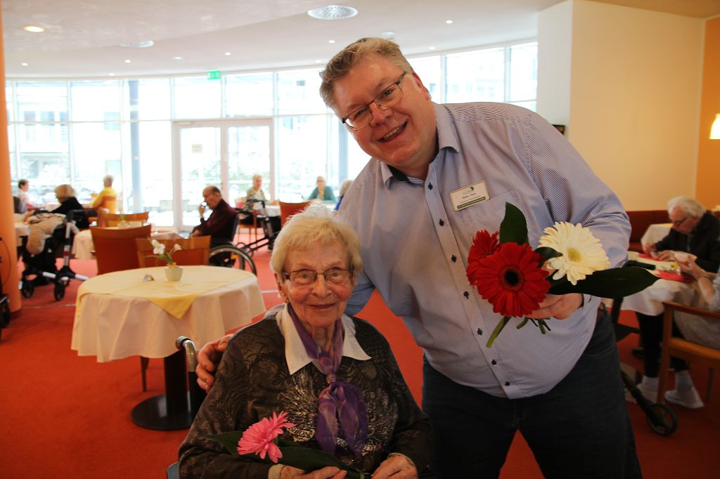 Blumen für unsere Bewohnerinnen