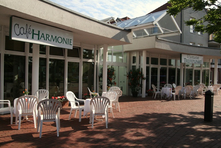 Außenbereich des Cafés Harmonie in Salzgitter-Thiede