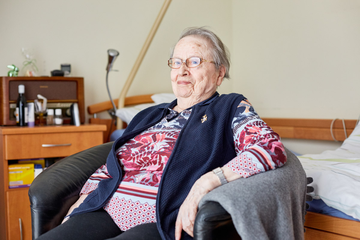 Rosemarie Götze - Bewohnerin der Alloheim Senioren-Residenz "Kruppstraße" in Düsseldorf